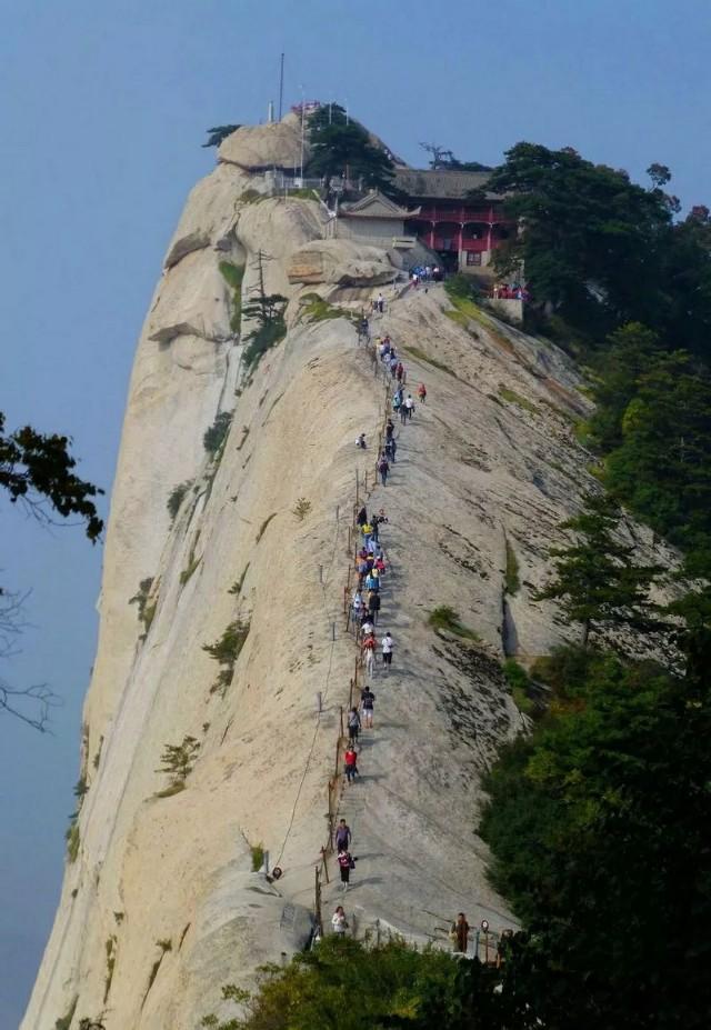 中国壮丽名山最新排名，自然之美尽显风采的十大名山榜单揭晓